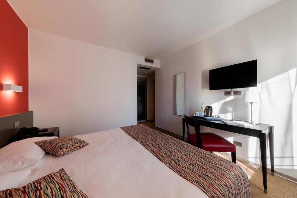 Hotel Valeria فيلا أوبيتشينا المظهر الخارجي الصورة